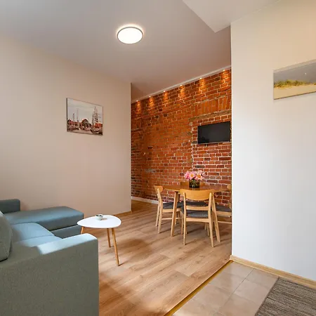 Διαμέρισμα Red Brick House *