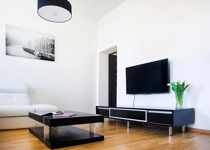 Red Brick House קלייפדה